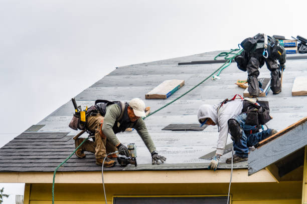 Professional Gutter Installation technician working in Deerfield, VA